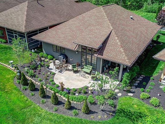 4th image of 4636 Elysian Way