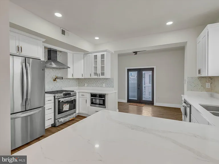 4210 4th St NW — Photo 11