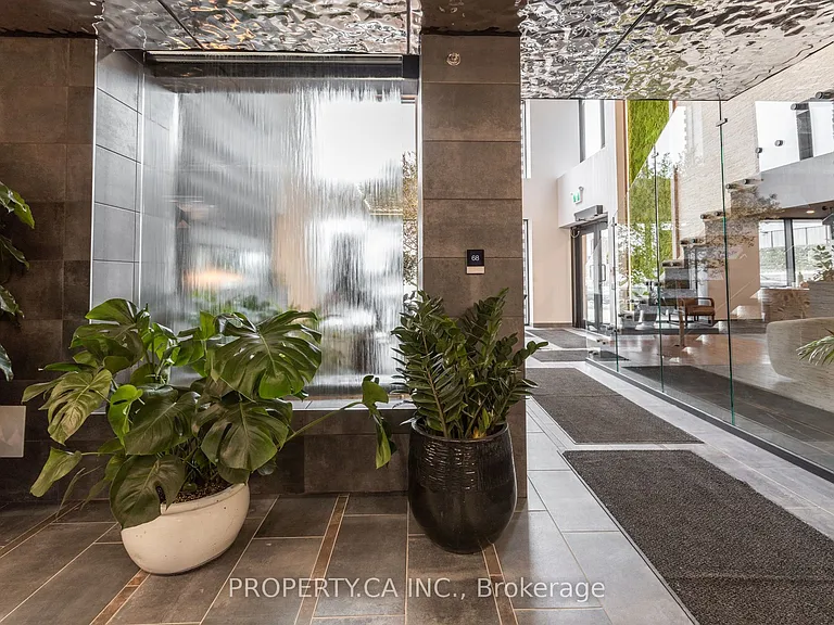 15 Kneeshaw Dr #205 — Photo 22