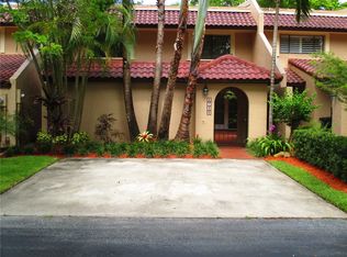 3746 Alcantara Ave, Doral, FL 33178