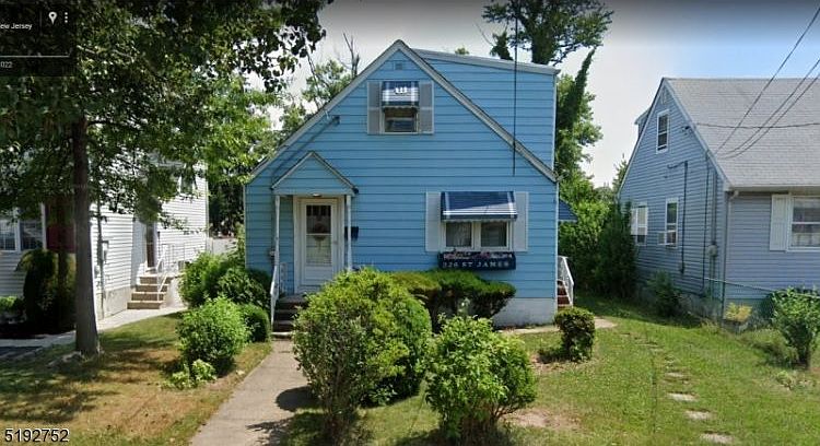 2nd image of 326 Saint James Ave