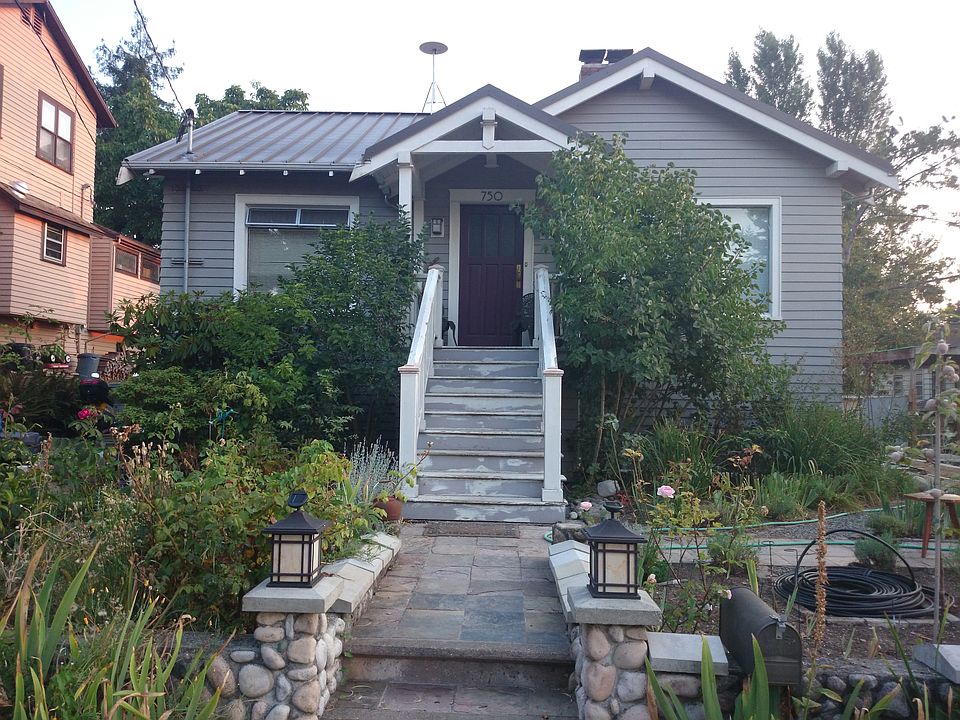 2nd image of 750 N 98th St
