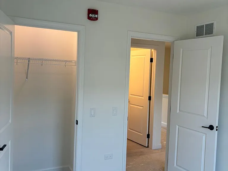 1432-1436 Naperville Wheaton Rd — Photo 25