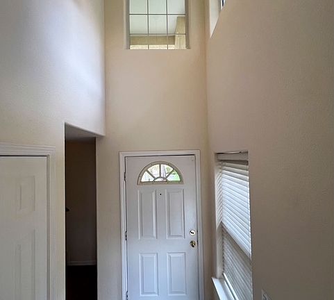 5th image of 935 W Spain St APT K