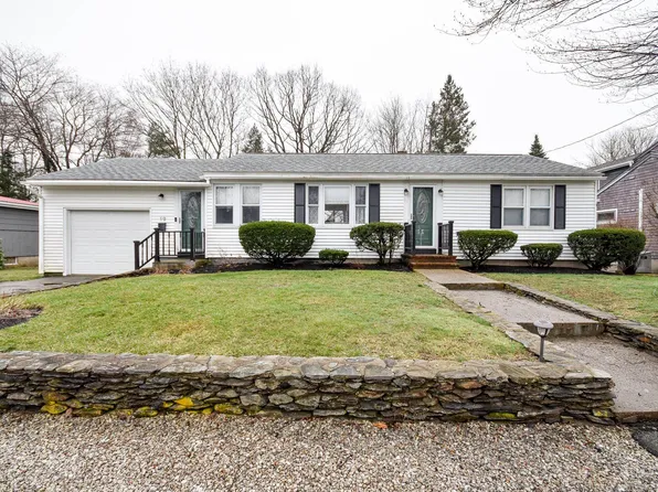 19 Nash Parkway, Somersworth, NH 03878