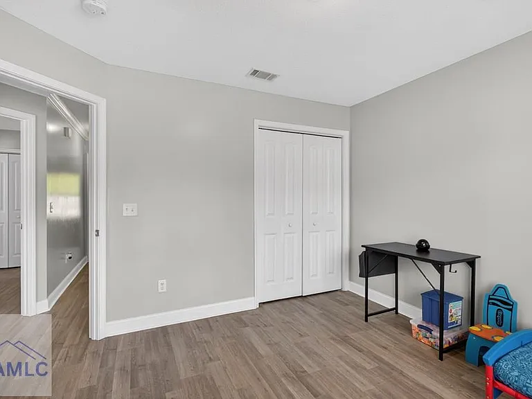 182 Grandview Dr — Photo 21