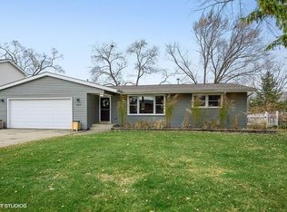 4417 Mapleleaf Dr, McHenry, IL 60051
