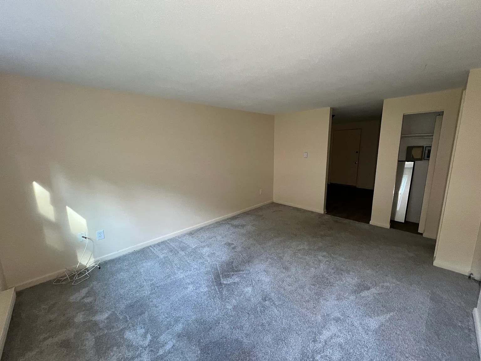 3 bed, 1.5 bath, $2,250 — Photo 3