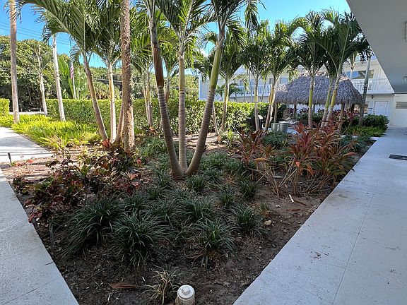 5th image of 6600 N Ocean Blvd #6