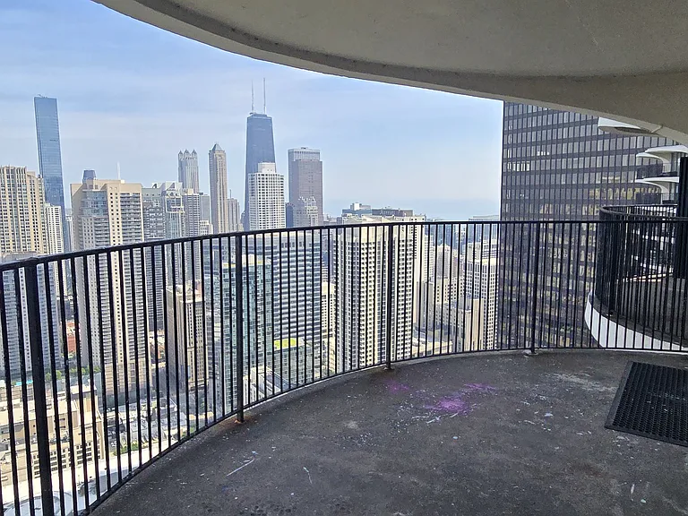 300 N State St #5903 — Photo 14