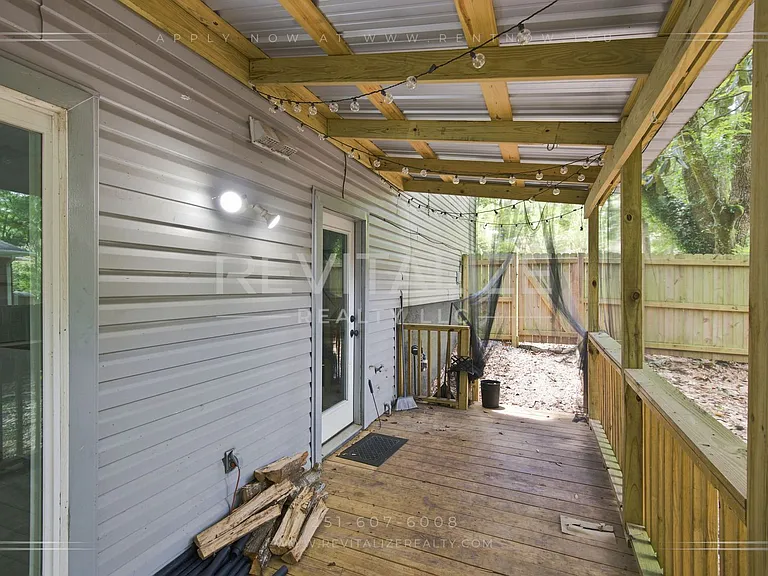 2739 Knollwood Dr — Photo 35