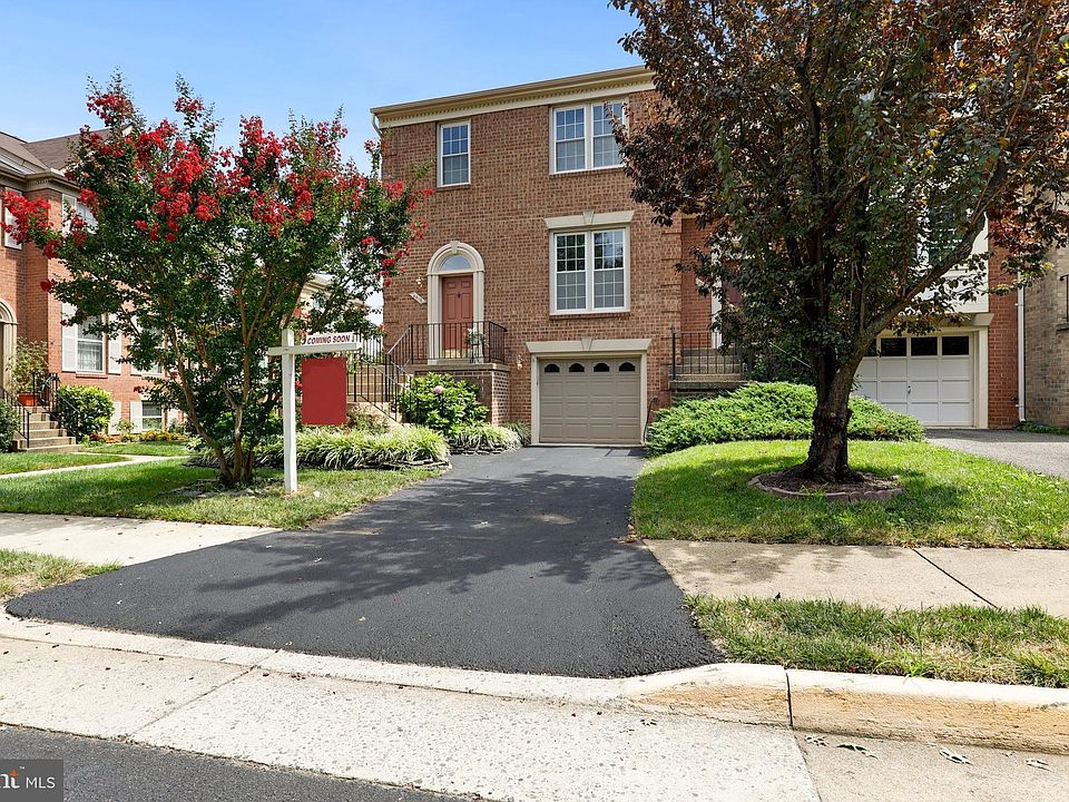 2nd image of 4018 Gregg Ct