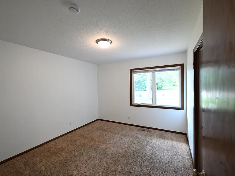 14429 Portland Ave — Photo 21