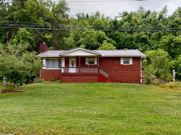 3459 16th Street Rd, Huntington, WV 25701
