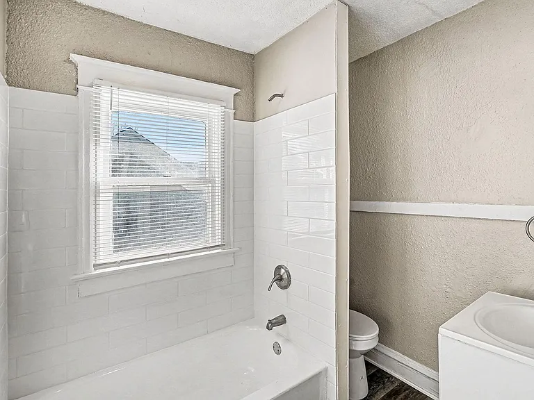 4119 Montgall Ave — Photo 12