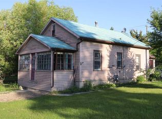 4702 S 4th Ave, Edson, AB T7E1C6