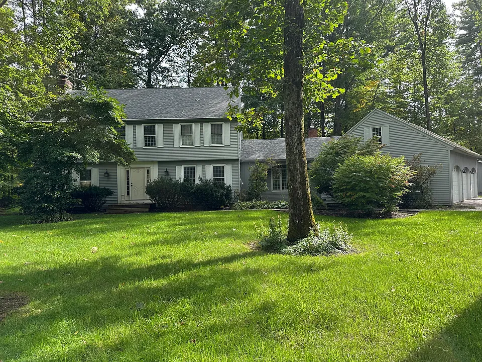 24 Berkshire Dr