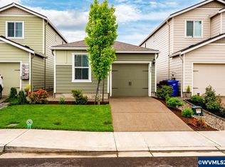 903 S View Dr, Molalla, OR