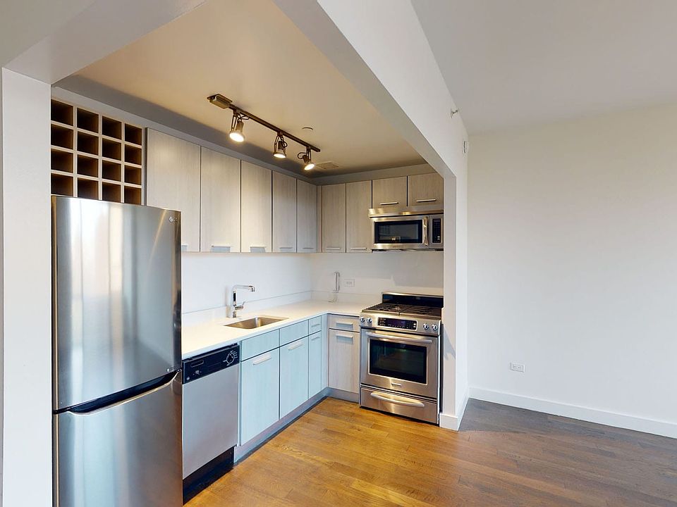 1st image of 801 Amsterdam Ave APT 6F