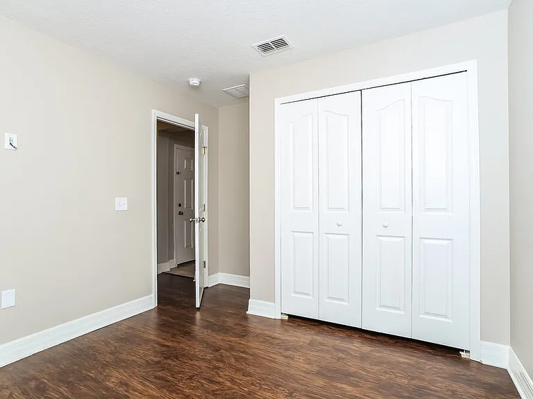 4505 Barbados Loop — Photo 13