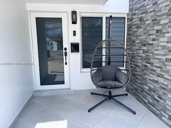2nd image of 209 NW 46th Ave #209