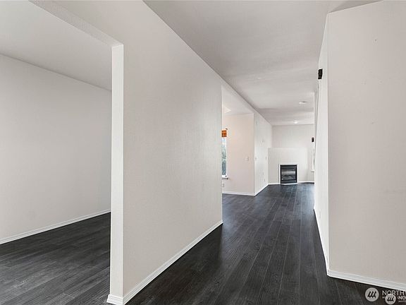 4th image of 7615 198th Street E