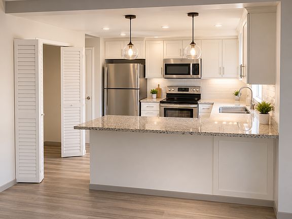 2nd image of 1623 Sparkling Way