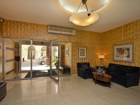 4th image of 139 E 35th St APT 3B