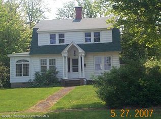 16 Cherry St, Montrose, PA 18801