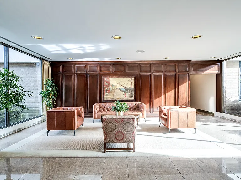 Barton House — Photo 31