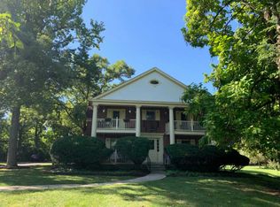 33 W Hill Ln, Cincinnati, OH 45215