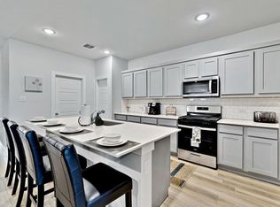 505 Hazeltine Rd, Red Oak, TX 75154