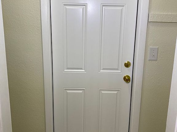 4th image of 2457 Austin Ave