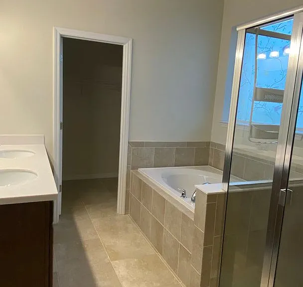 13515 Palmera Vista Dr — Photo 4