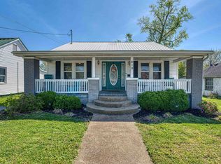 419 N 1st St, Boonville, IN 47601