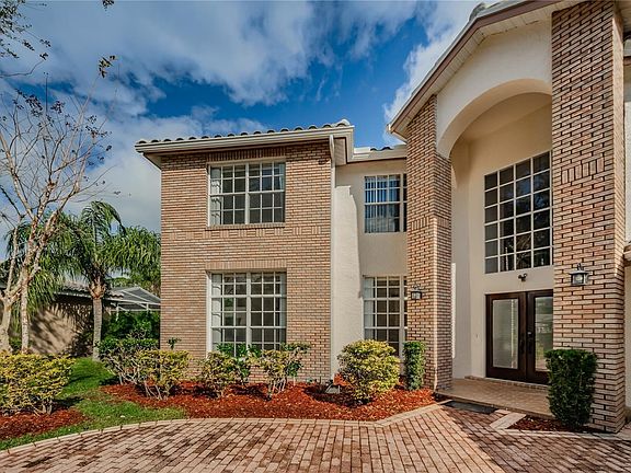 5th image of 1809 Woodlands Blvd