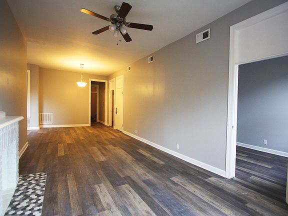 3rd image of 2950 N Sheffield Ave APT 2N