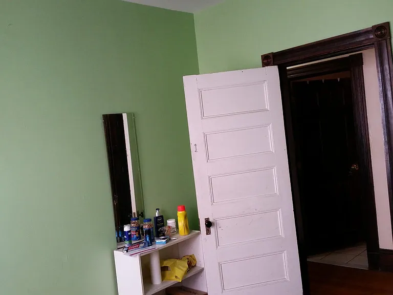 Room 2 to be rented