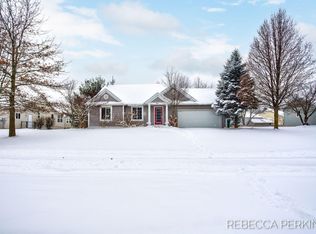 3849 142nd Ave, Holland, MI 49424