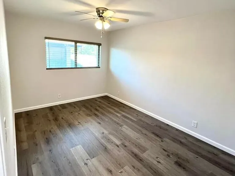 286 W Palomino Dr #191 — Photo 2