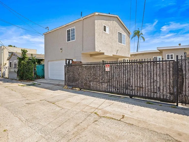 3652 44th St — Photo 14