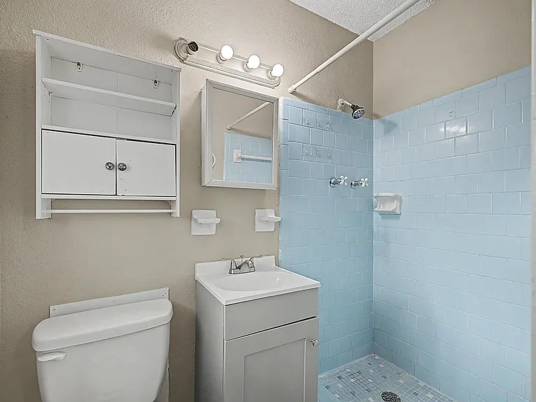 7231 Chapel St — Photo 28