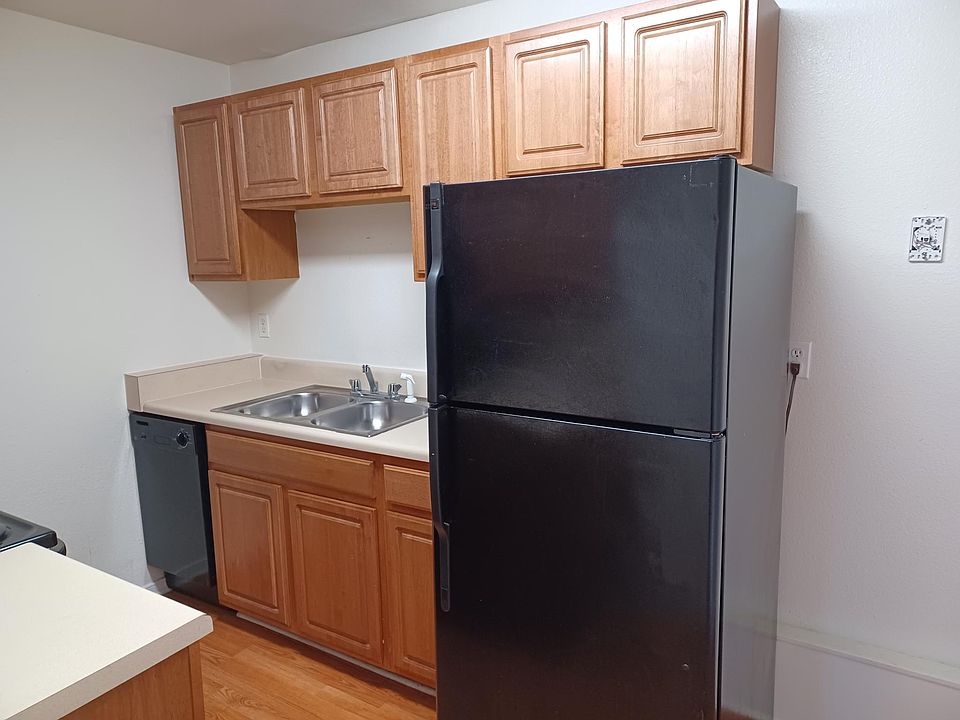 1st image of 3516 E Richmond Rd APT 16