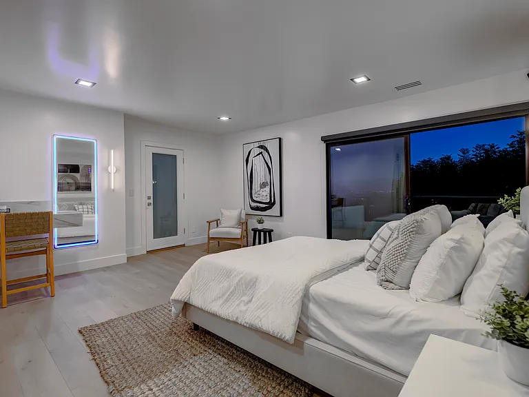 15125 Rayneta Dr — Photo 80