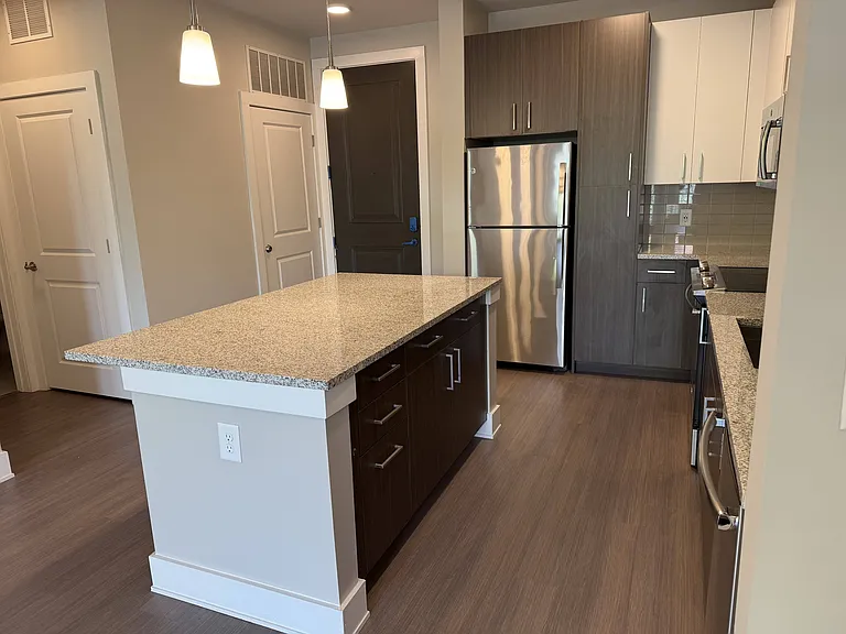 915 Glenwood Apartments on the Beltline — Photo 88