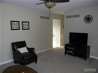 2nd image of 3429 Fleet Ln