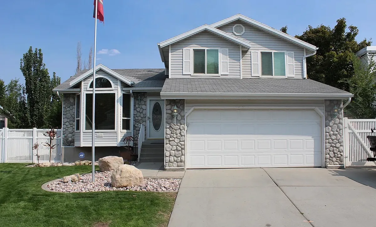 Building Photo - 5577 S Walden Glen Dr