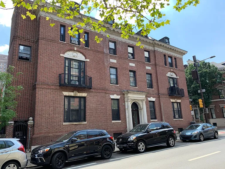 22nd St S 229 — Photo 3