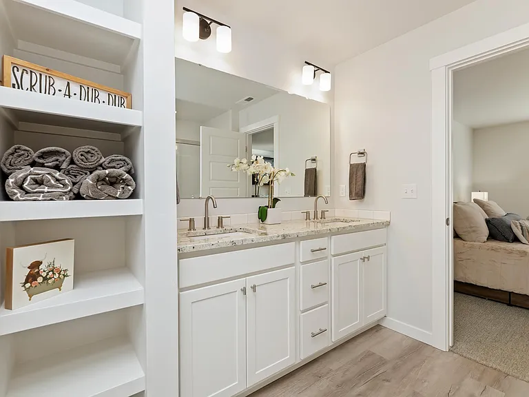 3965 N Amberwood Ave — Photo 16