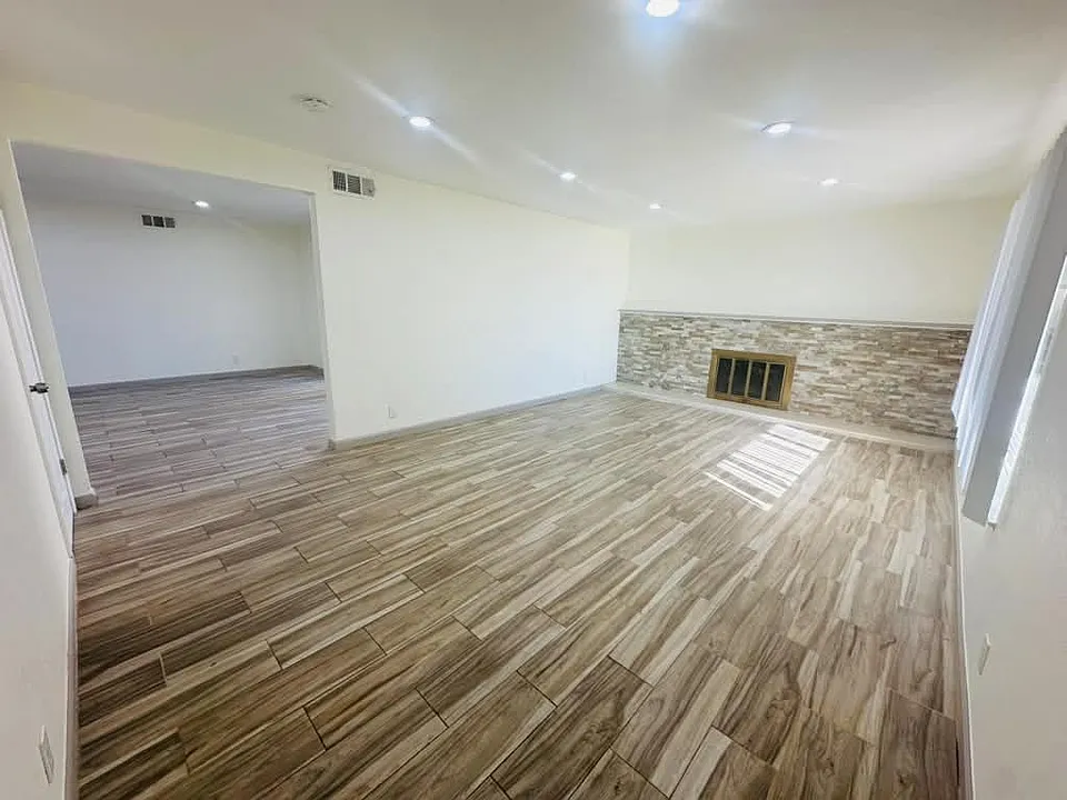 37156 Cabrillo Dr